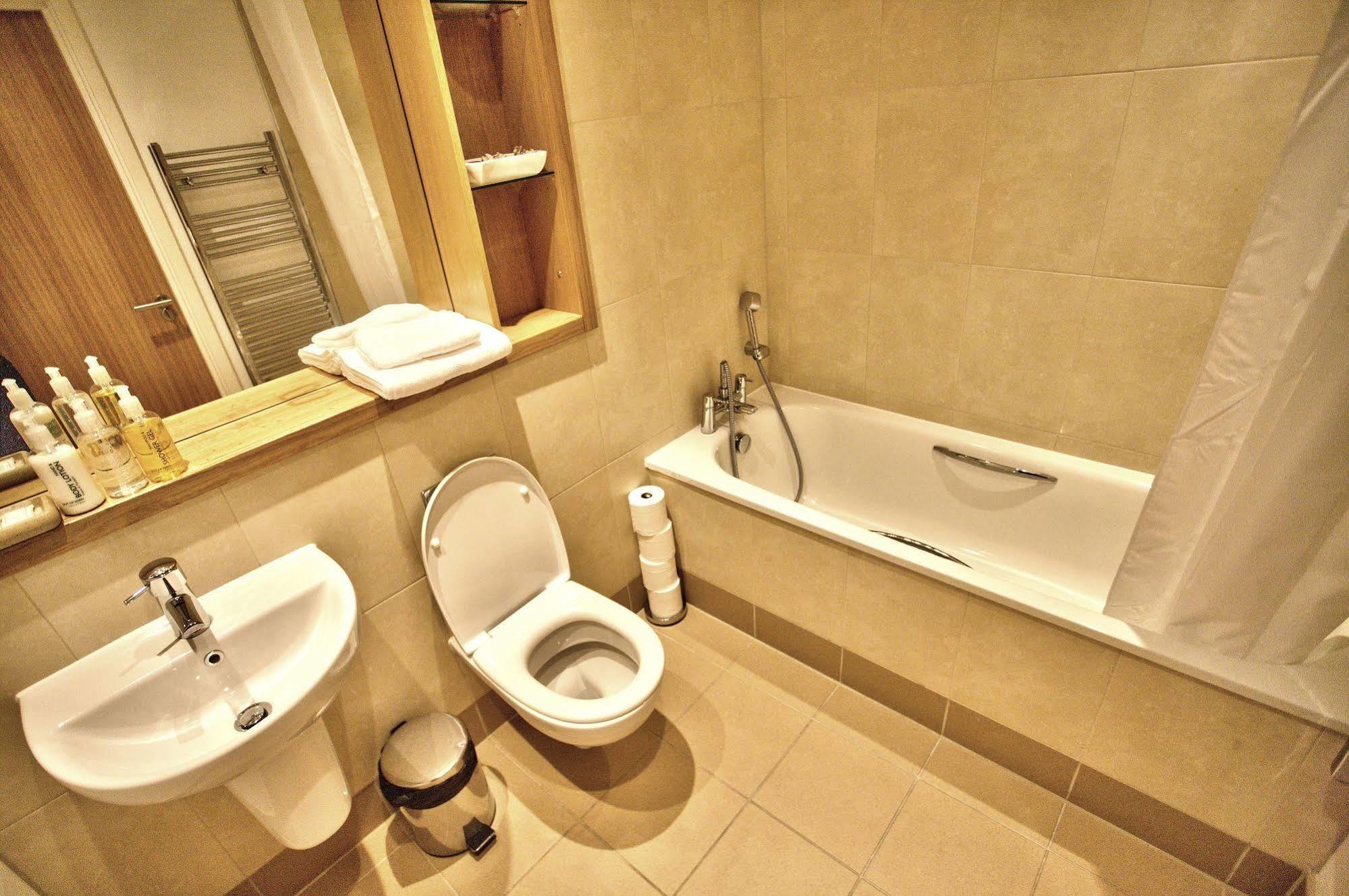 Quay Apartments Leeds Leeds  Dış mekan fotoğraf